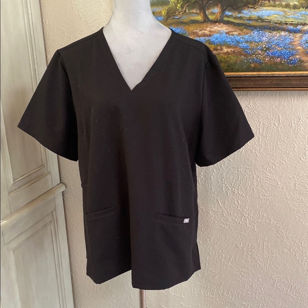Figs Casma Black Scrub Top